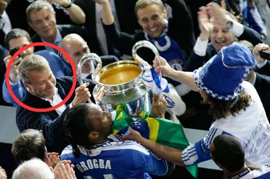 Chuyện cổ tích có thật về tỷ phú Roman Abramovich